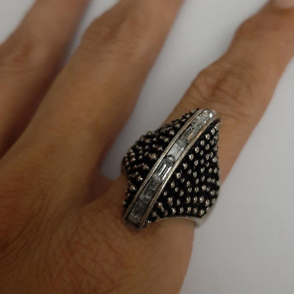 Avon Mark Statement Ring Size 8